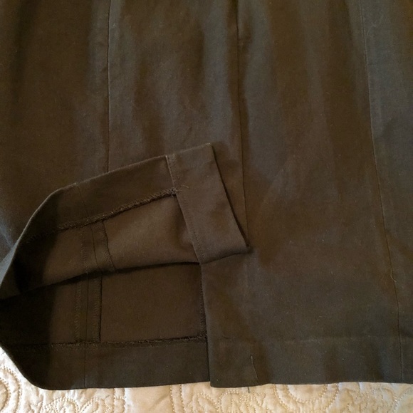 Banana Republic Little Black Dress; size 6 - Picture 6 of 8